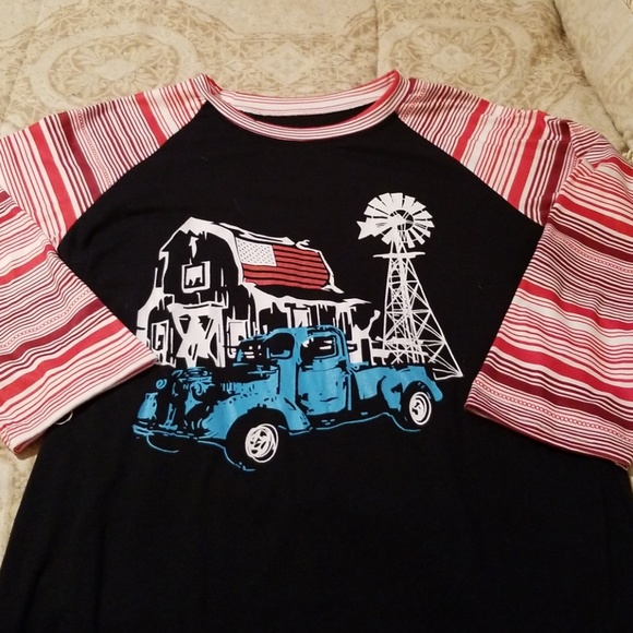 Tshirt - Picture 1 of 2